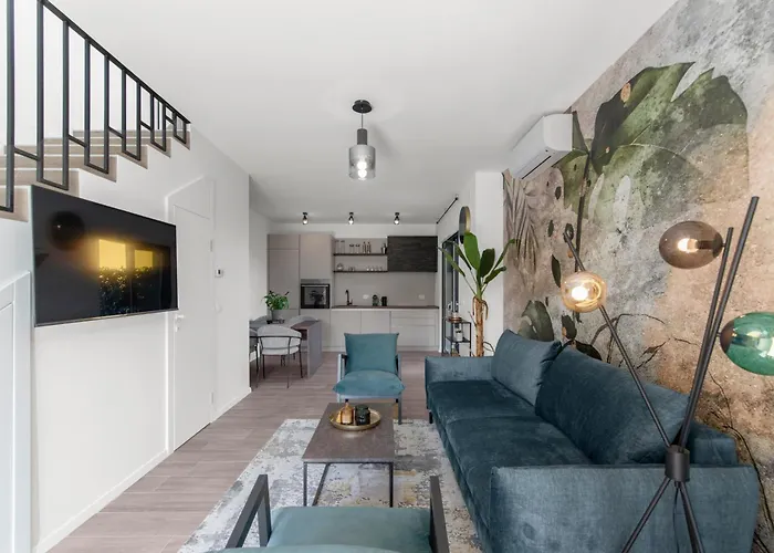 Nyaraló New Casa Familia With Frontyard, Backyard And Great Bbq!