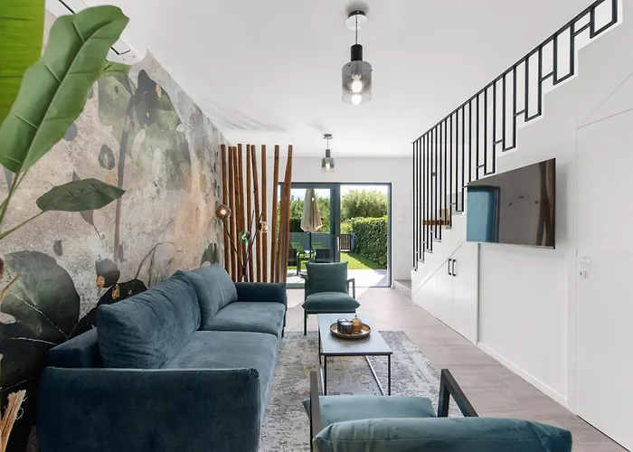 Feriehus New Casa Familia With Frontyard, Backyard And Great Bbq! Poreč