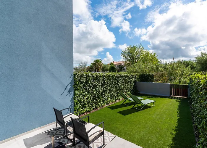 New Casa Familia With Frontyard, Backyard And Great Bbq! * Poreč